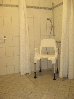 Rollstuhl Ferienwohnung Ostsee behindertengerecht Ostsee barrierefrei